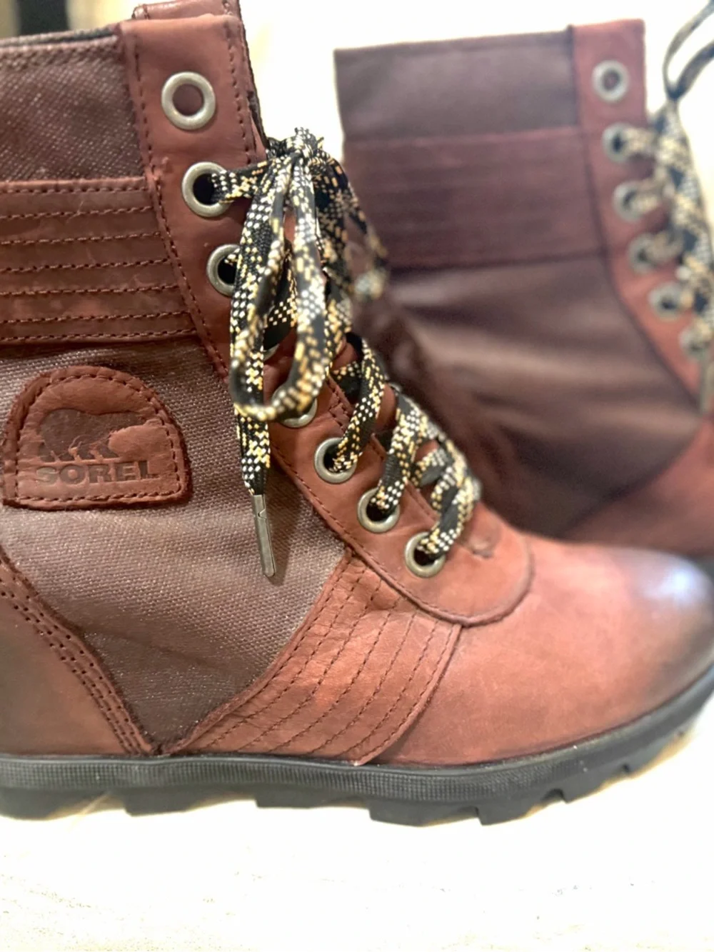 Sorel Women's Two-Tone Lace-Up Winter Boots in Chestnut and Dark Brown